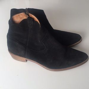 Madewell black suede booties